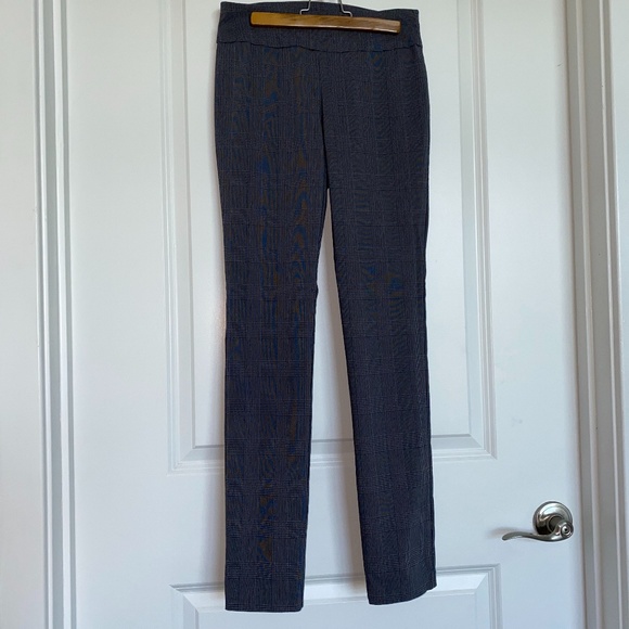 Van Heusen Stretch Gray Plaid Pattern Pants - Picture 3 of 5